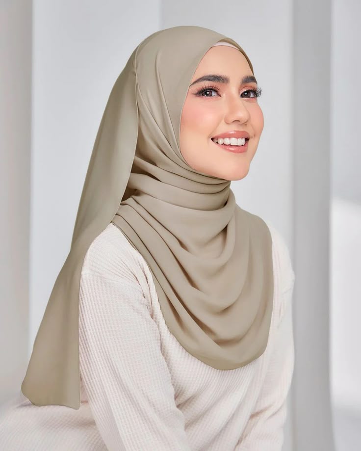 Hijabs & Accessories